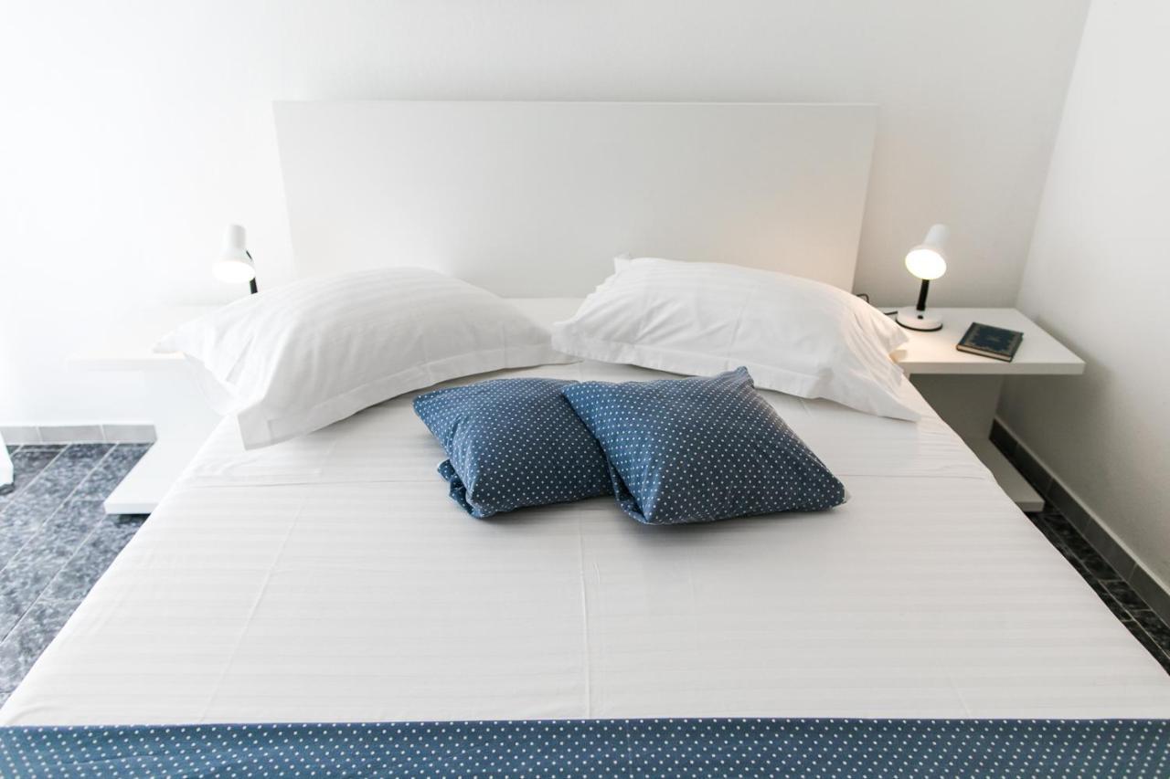 Apartmani Sanja Vodice Eksteriør bilde