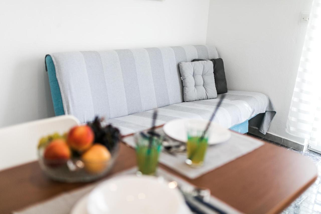 Apartmani Sanja Vodice Eksteriør bilde